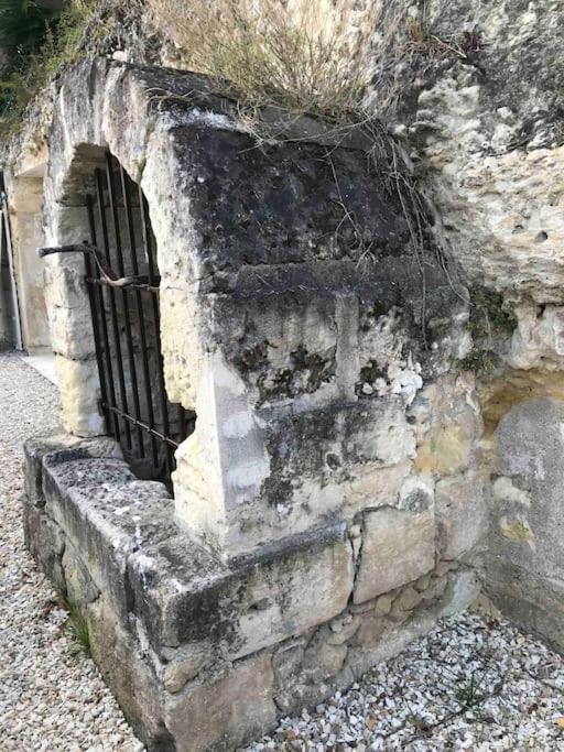 La Cavee Du Coteau, Petit Cocon Troglodytique Villa Vouvray Eksteriør billede