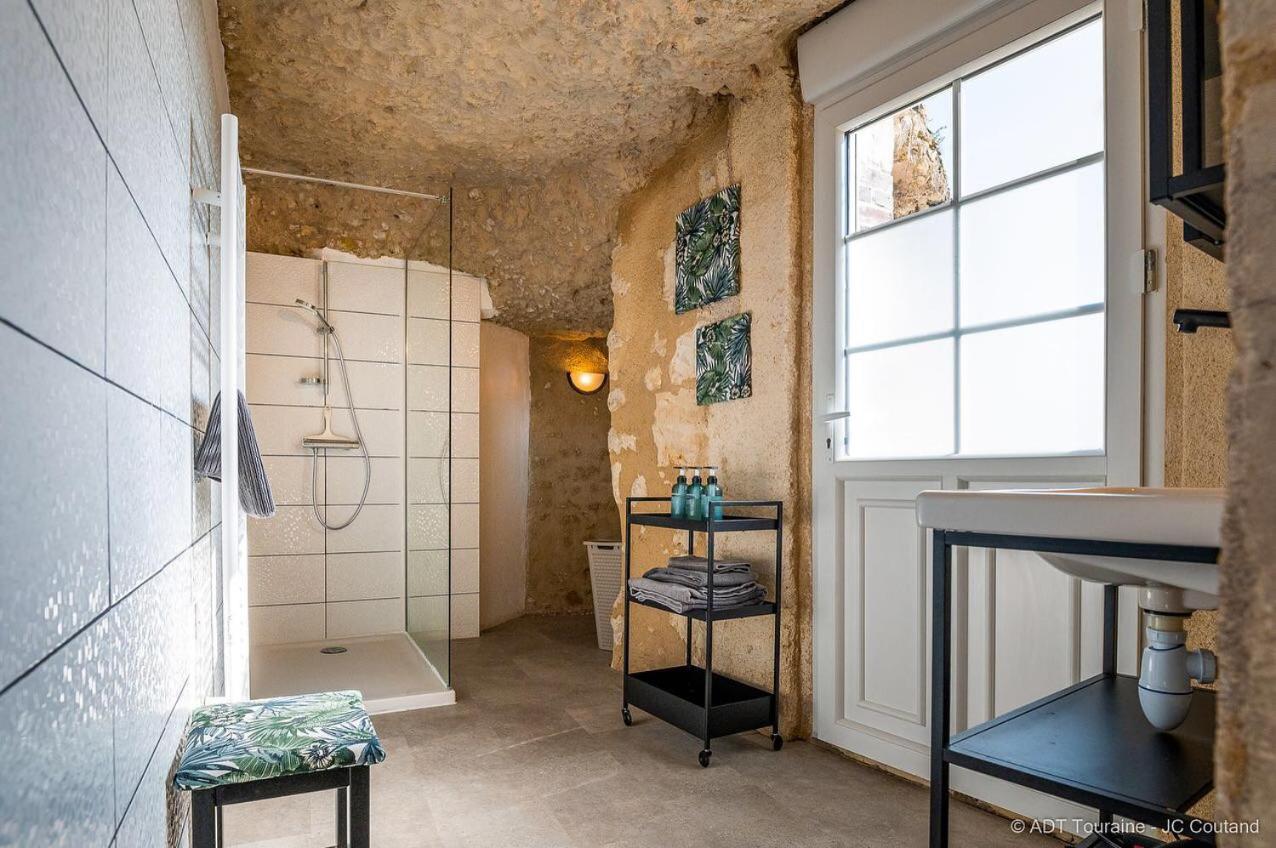 La Cavee Du Coteau, Petit Cocon Troglodytique Villa Vouvray Eksteriør billede